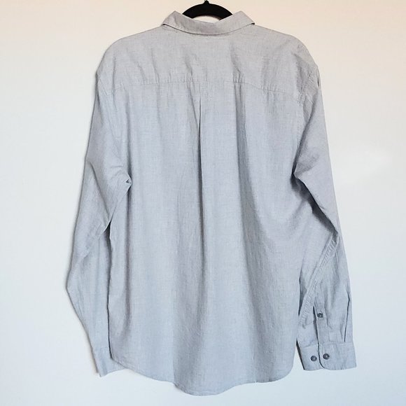 NWT Eddie Bauer Men's Long Sleeve Classic Fit Heather Gray Button Down - Picture 4 of 6